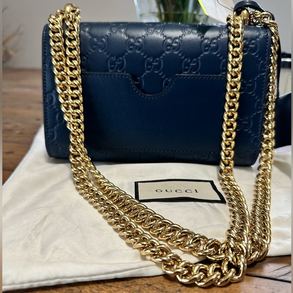 GUCCI Guccissima Small Padlock Shoulder Bag Blue Agata - Picture 4 of 5